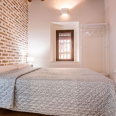 Stunning Apartment In Central Sevilla Eksteriør billede