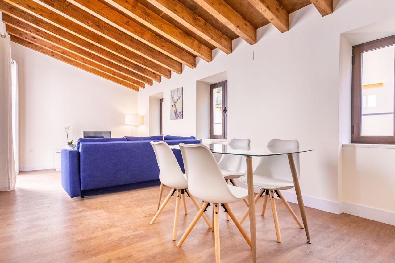 Stunning Apartment In Central Sevilla Eksteriør billede