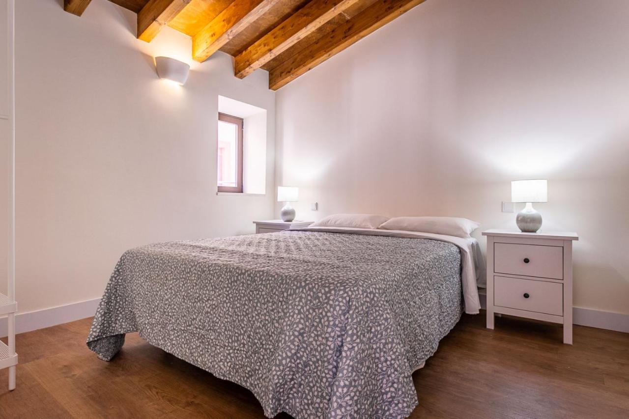 Stunning Apartment In Central Sevilla Eksteriør billede
