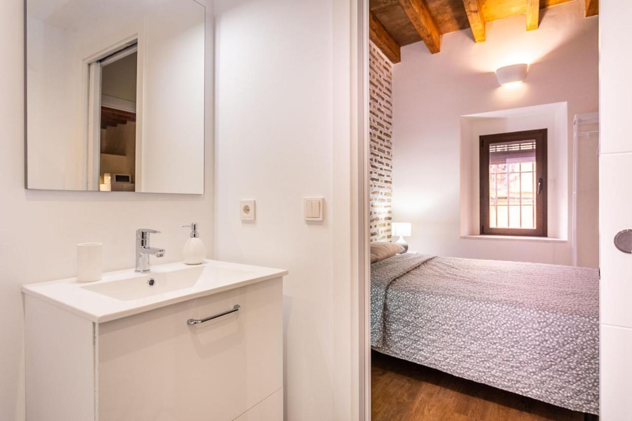 Stunning Apartment In Central Sevilla Eksteriør billede