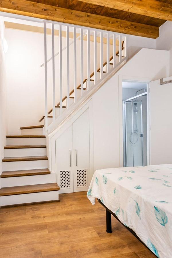 Stunning Apartment In Central Sevilla Eksteriør billede